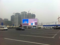 都市大门的入口，不一样的传媒呈现